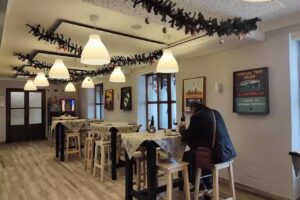 Hotel Restaurante El Bomba