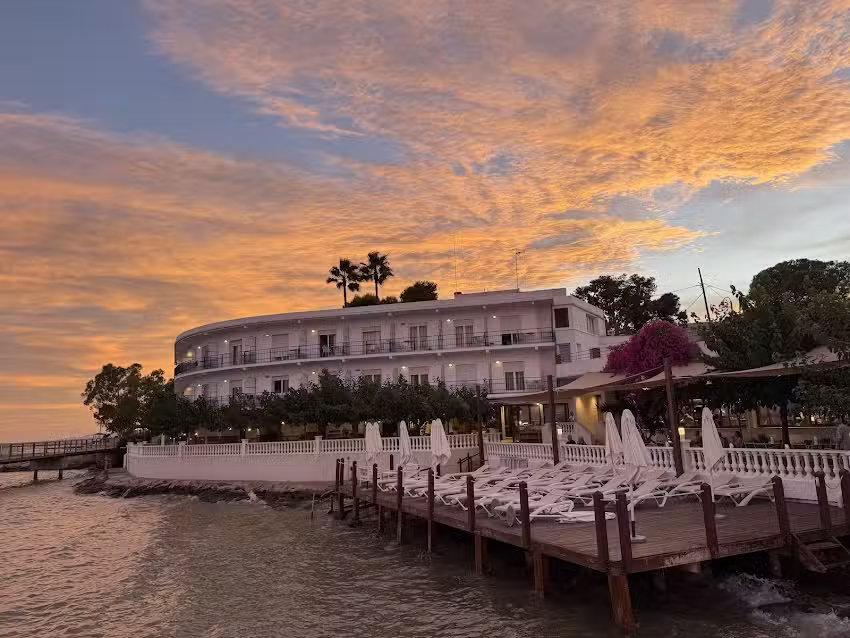 Hotel Restaurante Juanito Platja