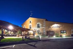 Hotel-Restaurante Larra&ntilde;aga