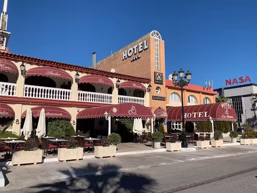 Hotel Restaurante Los Bronces