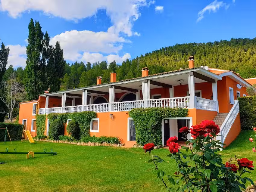 Hotel Restaurante Val de Pinares.