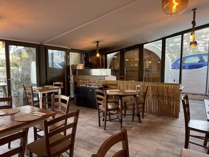 In Bocca al lupo ON THE ROAD