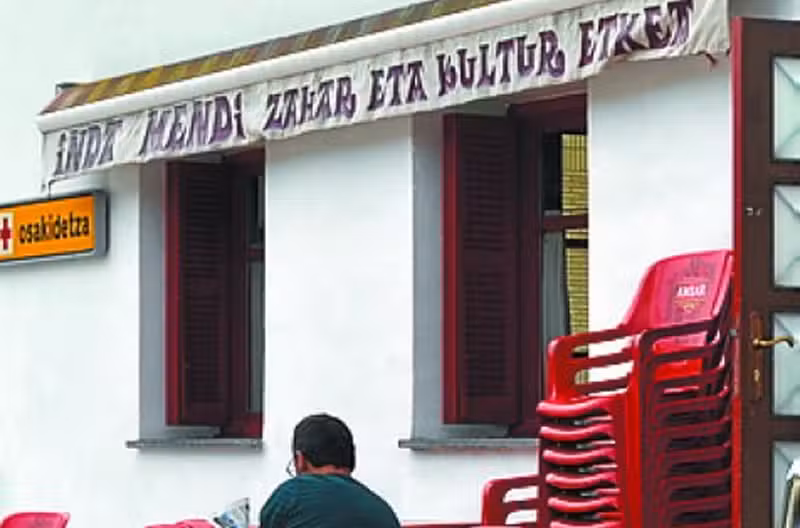 Inda Mendi Jubilatuen Taberna