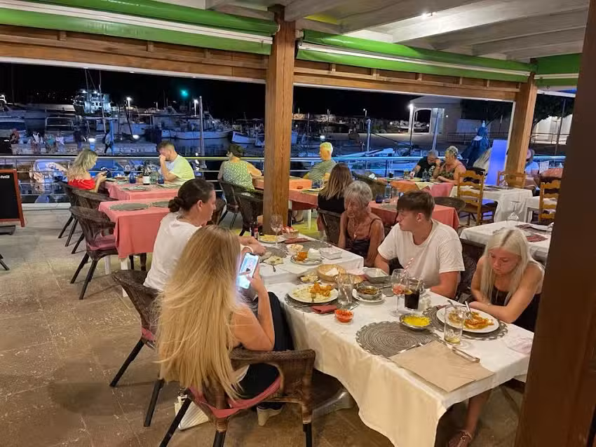 Indian Tandoori Nights Restaurant cala bona