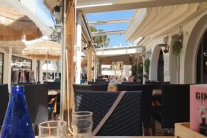 INDIANA JOHNS CALA DOR