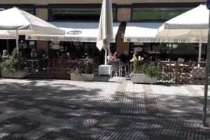 Iru&ntilde;a Mendebaldea