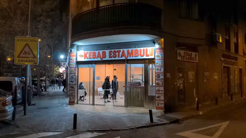 ISTANBUL KEBAB/ CAFETERIA