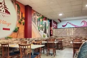 Italian Village Restaurante Pizzeria y comida Hindu