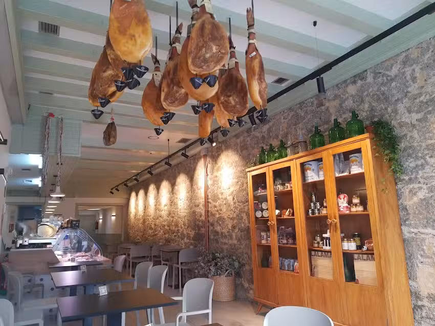 Jamoneria MONTEFURADO