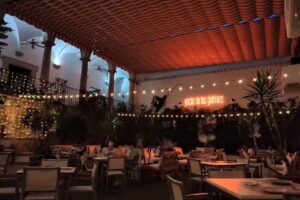 Jard&iacute;n de los Golfines SlowBar