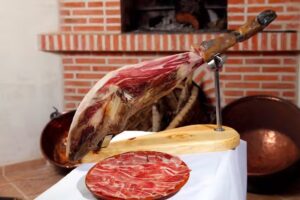 Juli&aacute;n del &Aacute;guila S A