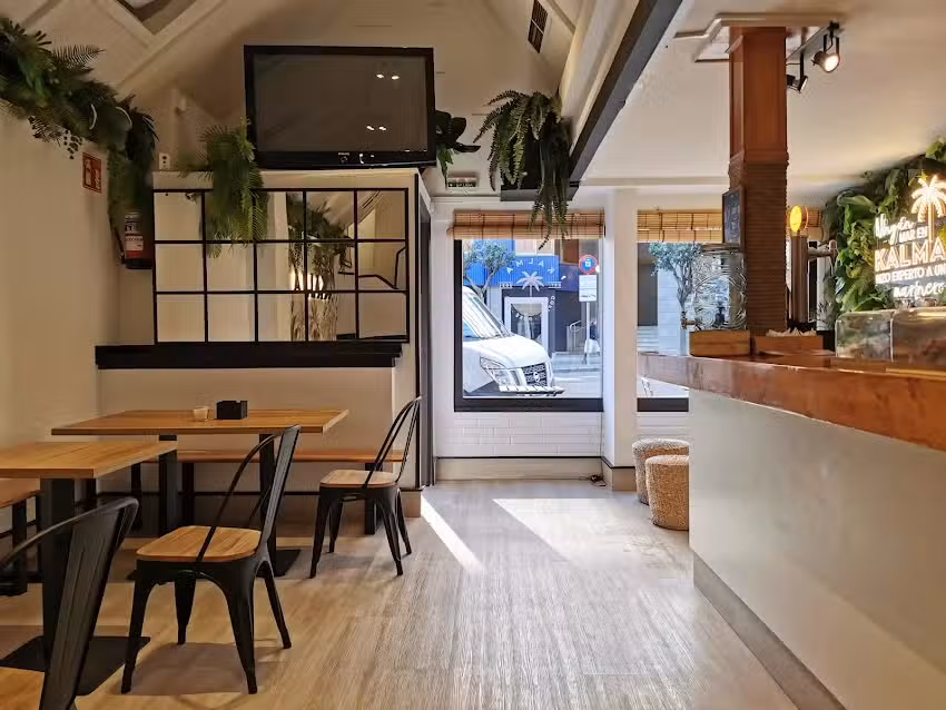 Kalma Pok&eacute; Bar