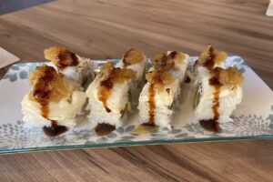 Kanae Poke & Sushi Santa Perp&egrave;tua