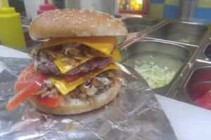 Kebab Otura Los amigos