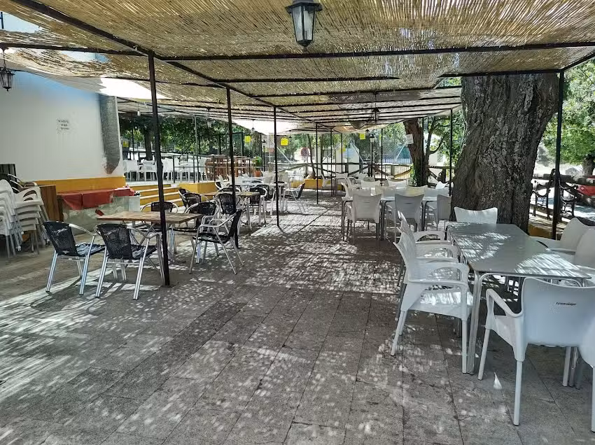Kiosco La Alfaguara