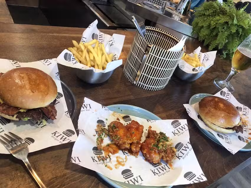 Kiwi Burger Bar