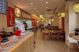 Kungfu Noodle 武功牛 Manises