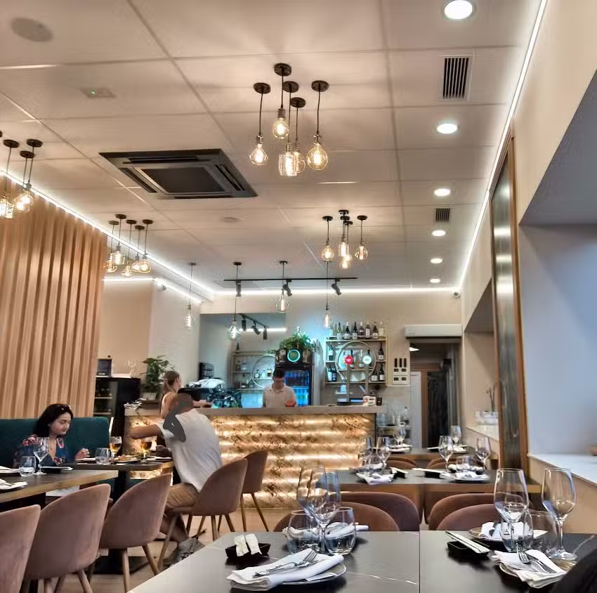 L&rsquo;ILLOT RESTAURANT