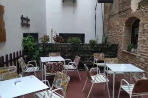 La Abad&iacute;a (El nombre de la Rosa)