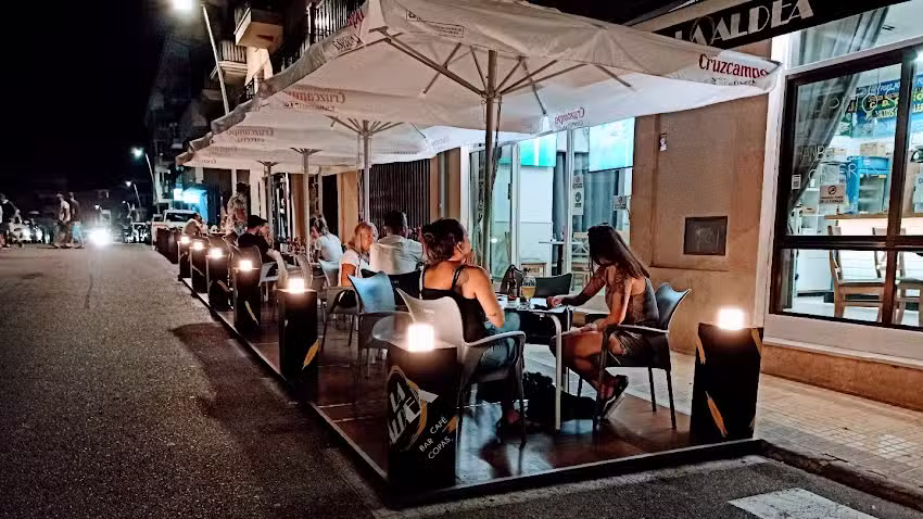 La Aldea tapas bar