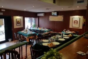 La Antigua esquina, bar restaurante