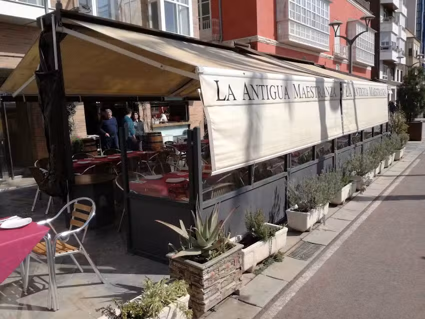 La Antigua Maestranza