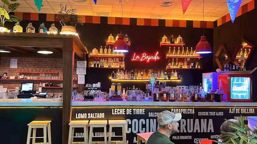 La Bajada Street Food & GO &ndash; Oporto &ndash; Restaurante Peruano
