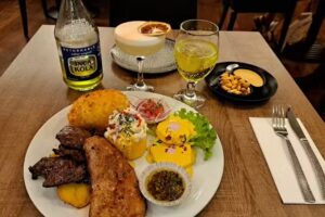 La Bajada Street Food &ndash; &Oacute;pera &ndash; Madrid Centro &ndash; Restaurante Peruano