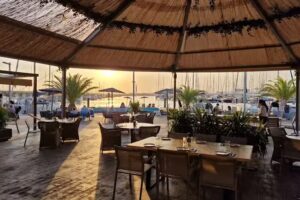La Barraquita Beach Club & Restaurant