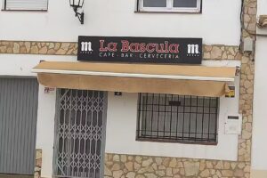 La Báscula Café – Bar – Cervecería