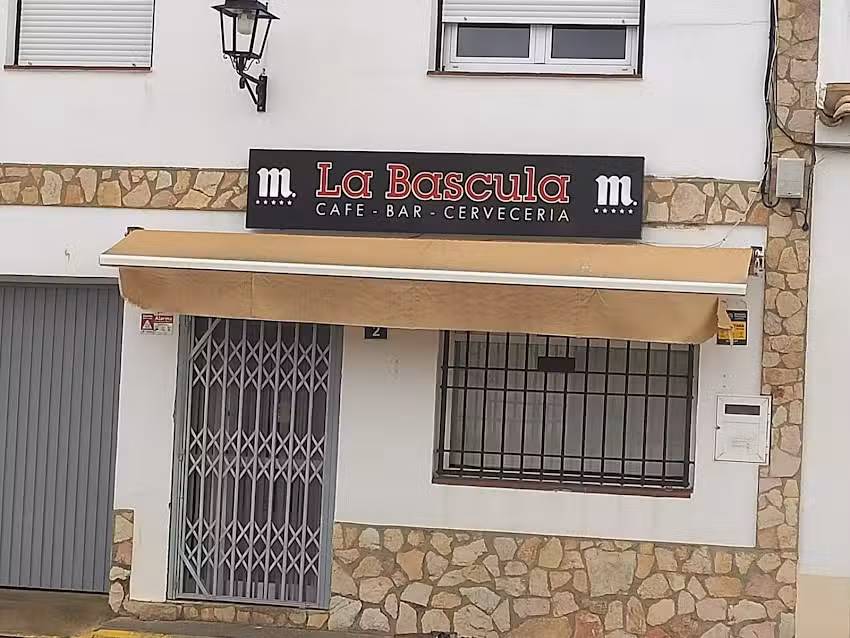 La B&aacute;scula Caf&eacute; &ndash; Bar &ndash; Cervecer&iacute;a