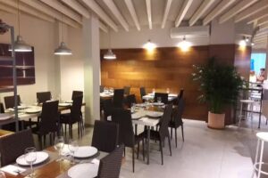 La Botica Restaurante-Cervecer&iacute;a Tapas