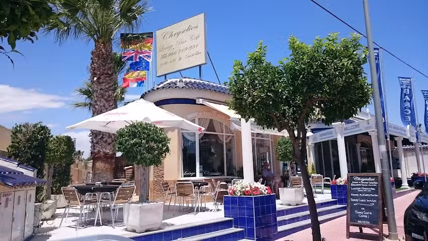 La Brisa Bar Restaurant