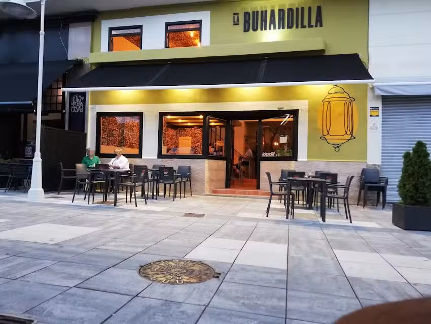 La Buhardilla Gastrobar