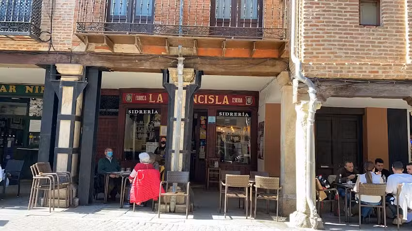 La Cachoper&iacute;a de Rusty