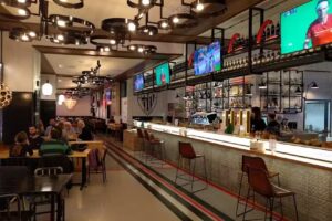 La Campa de los Ingleses &middot; Taberna San Mam&eacute;s