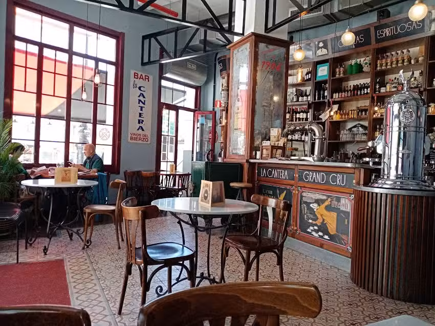 La Cantera Grand Cru Cafe
