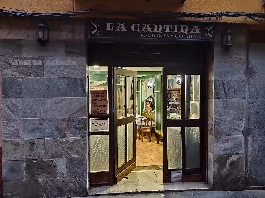 La Cantina