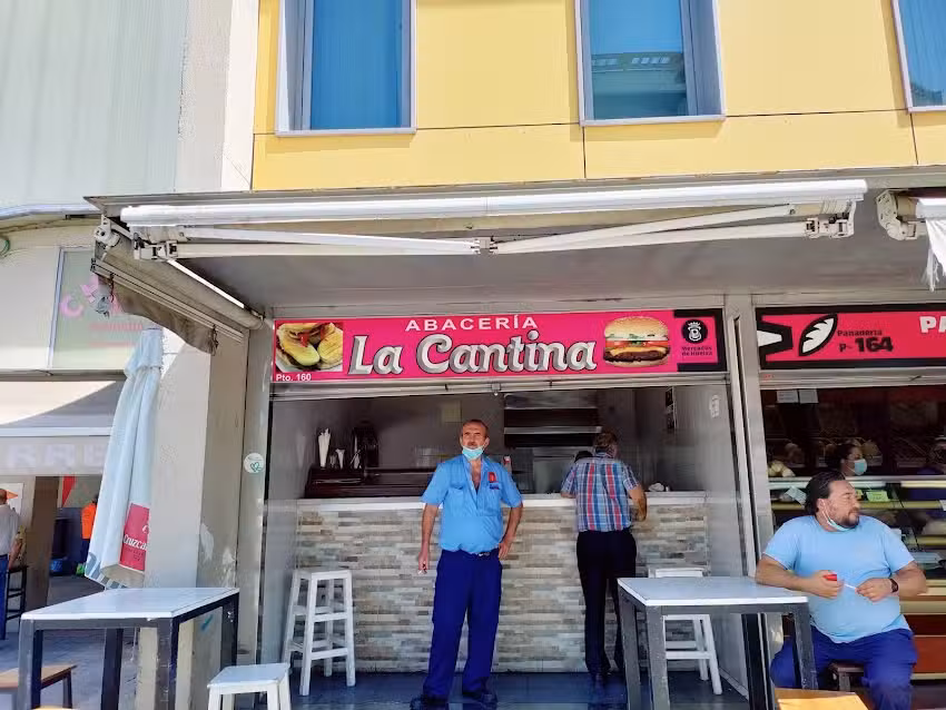 La Cantina