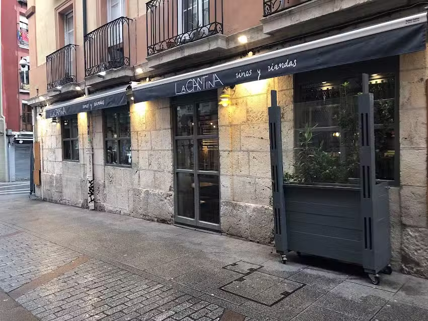 La Cantina Burgos &ndash; Bar y restaurante