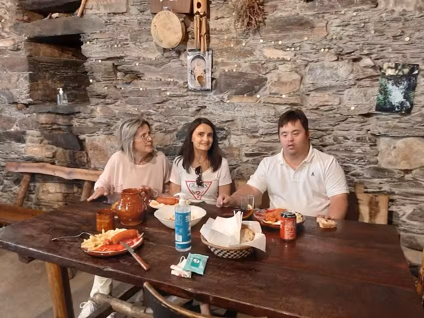 La Cantina de Sara. La Cantina de Montes.