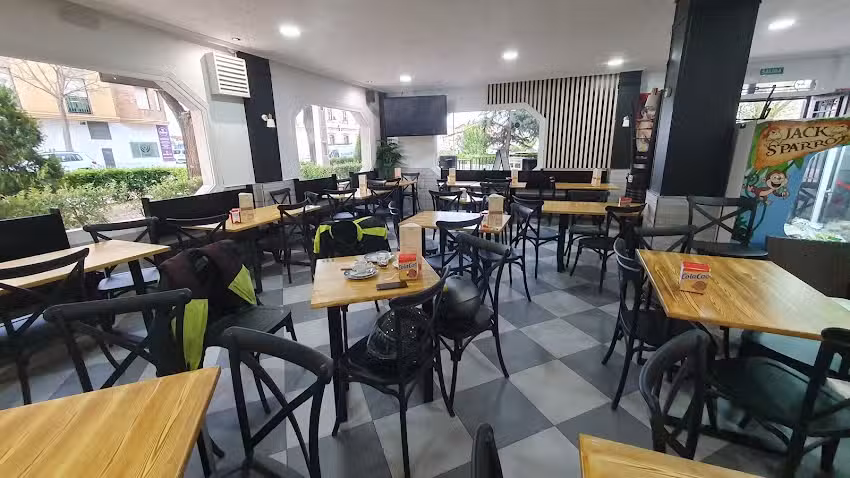 La Casona Churrer&iacute;a-Cervecer&iacute;a