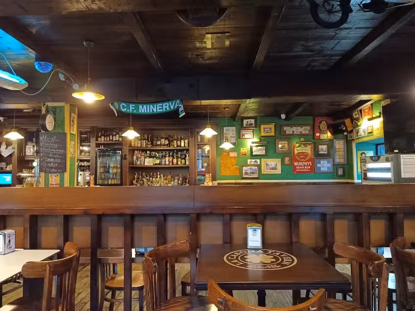 La Casona Tavern