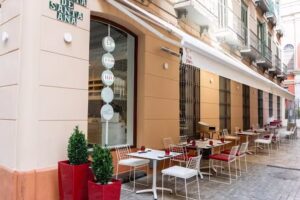 La Cosmo | Dani Carnero | Restaurant in M&aacute;laga