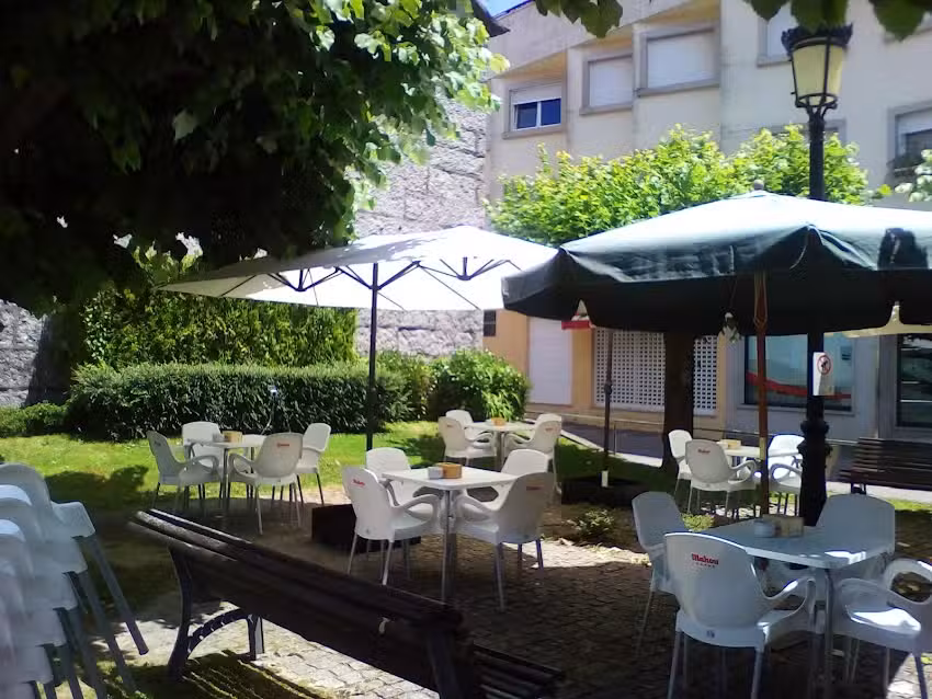 LA DE MAIKA. Centro Tomi&ntilde;es