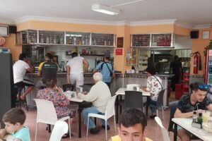 La Estaci&oacute;n cafeteria-Bar