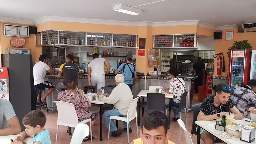 La Estaci&oacute;n cafeteria-Bar