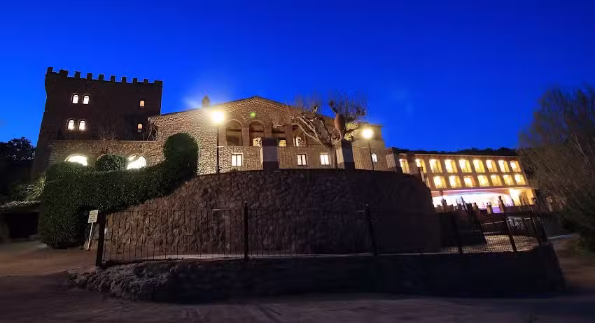 La Figuerola Hotel & Restaurant