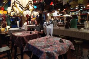 La Jaula de los Tres Grillos