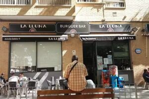La Lluna Bar Burguer